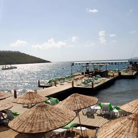 Villa Stunning 4 Bedroom Private Villa - With Pool Milas